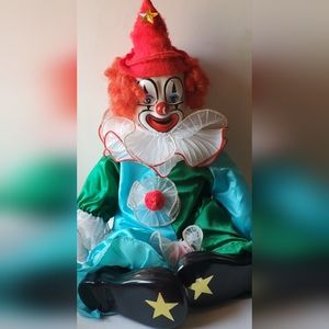 1990 PORCELAIN 16" CLOWNING AROUND DOLL "TWINKLES" BY AMBER STONE